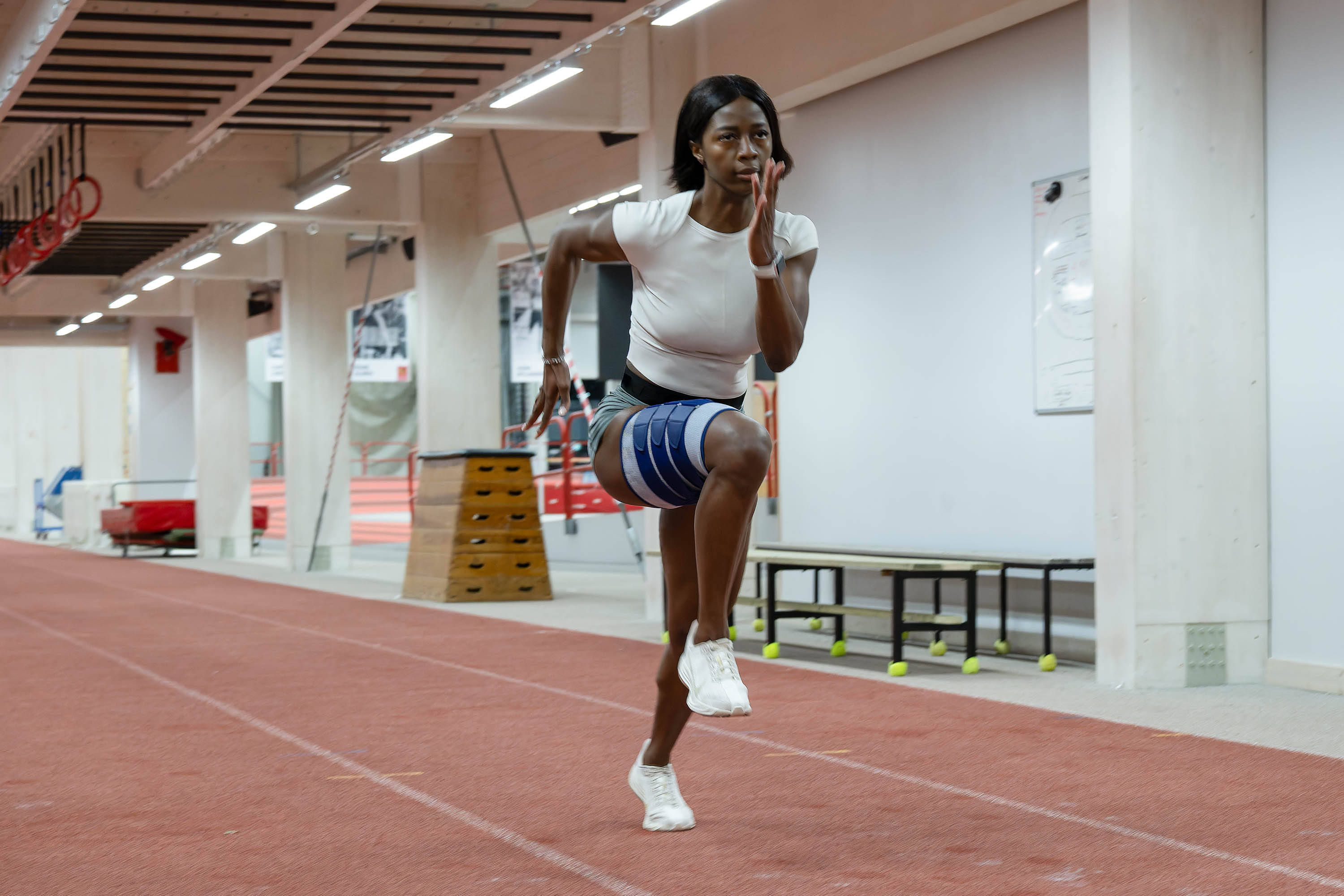 MyoTrain Thigh Brace