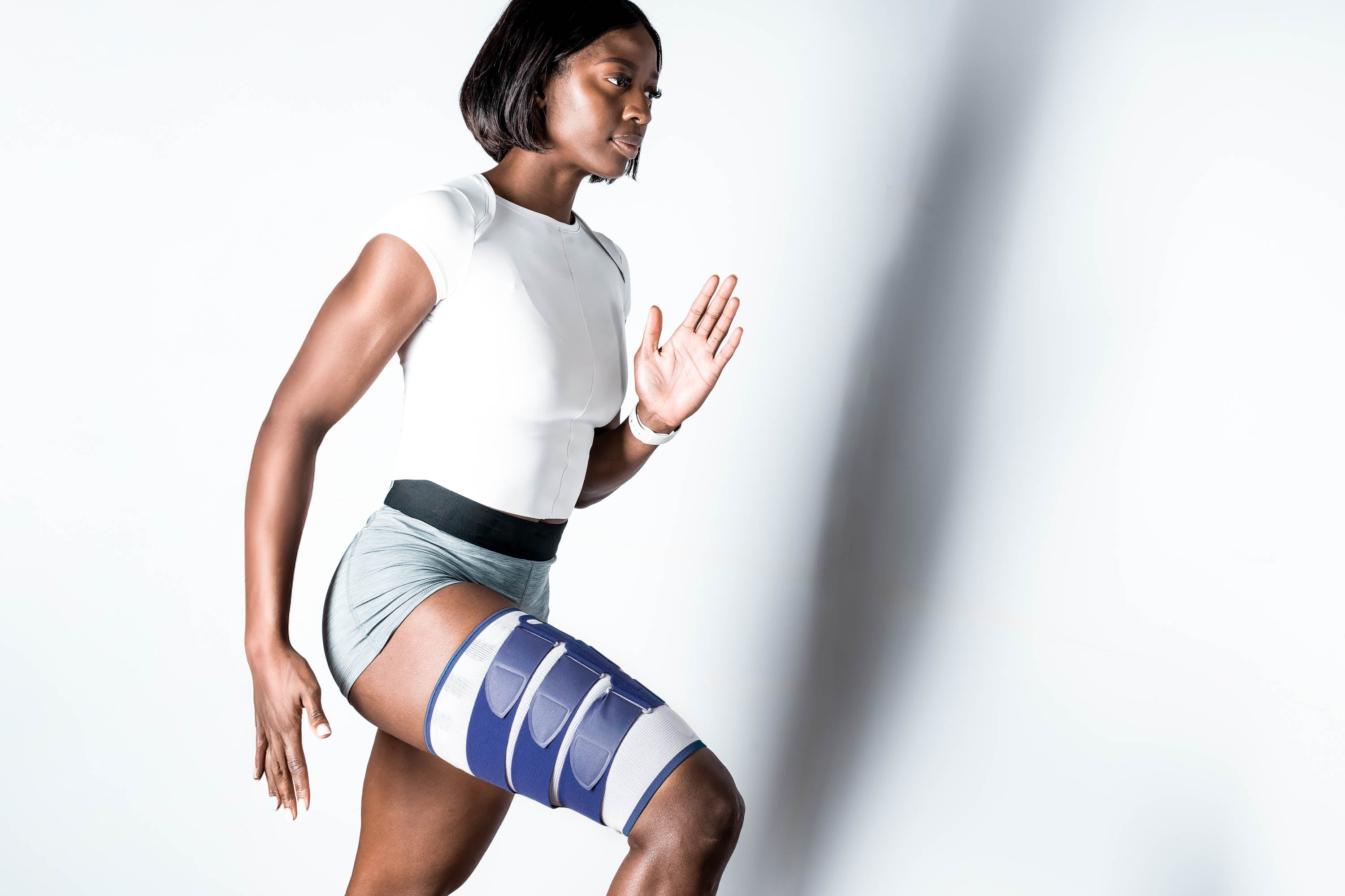 MyoTrain Thigh Brace